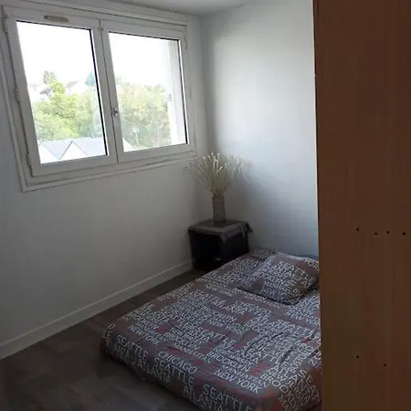 Agreable Apartman Coulaines